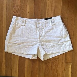 Banana Republic White Eyelet Women Shorts- size 10 NWT